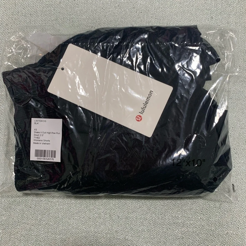 Lululemon NWT Shake It Out High-Rise Running Short 2.5" size XS Black - Picture 6 of 13